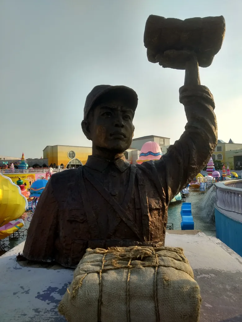Dong Cunrui poster