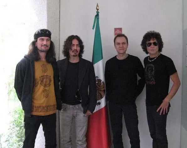 Héroes. Silencio y Rock & Roll poster