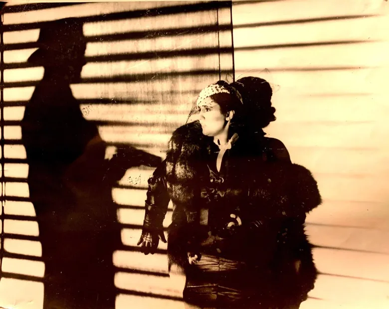 Sombras porteñas poster