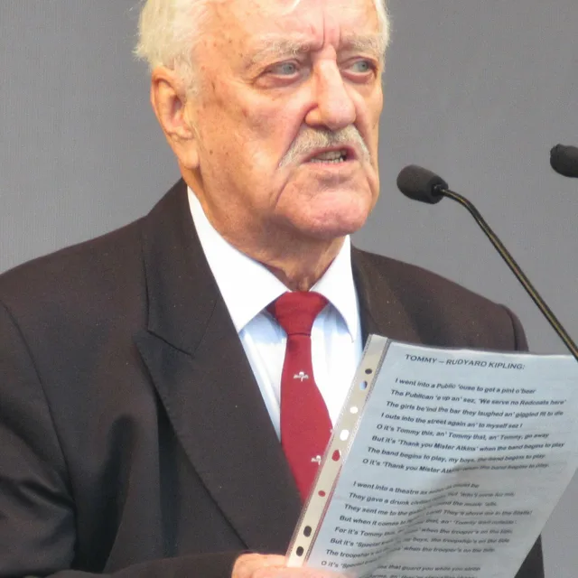 Bernard Cribbins