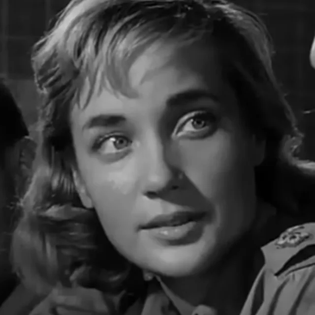 Sylvia Syms