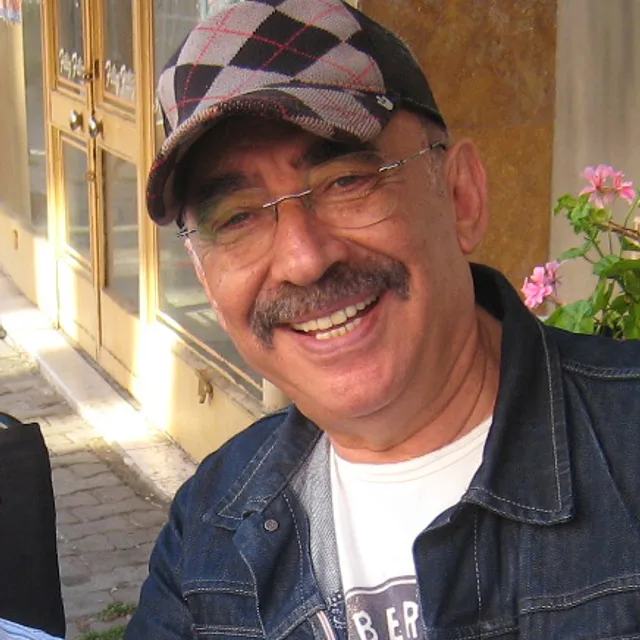 Şener Şen