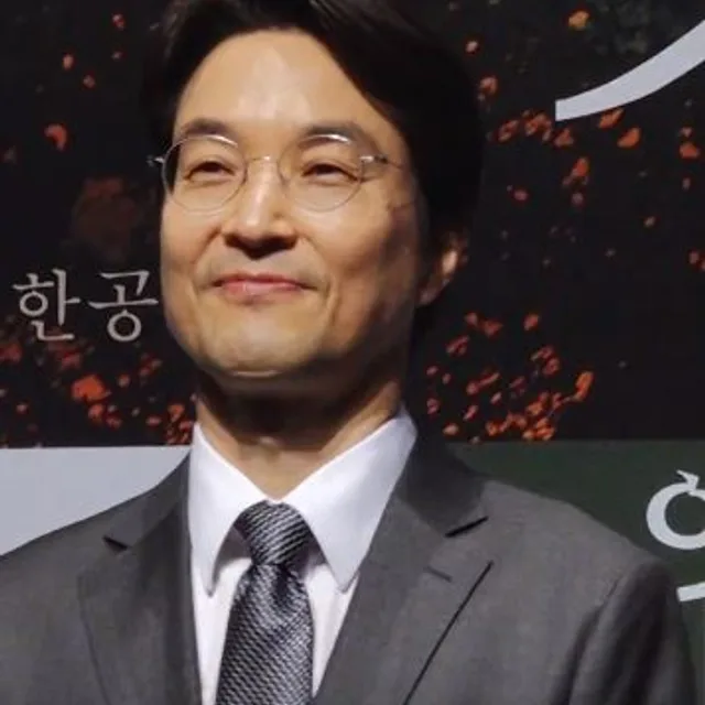 Han Suk-kyu