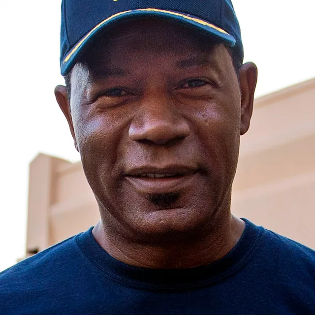 Dennis Haysbert