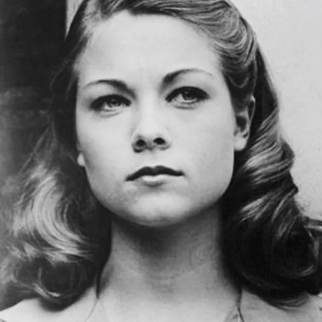 Theresa Russell