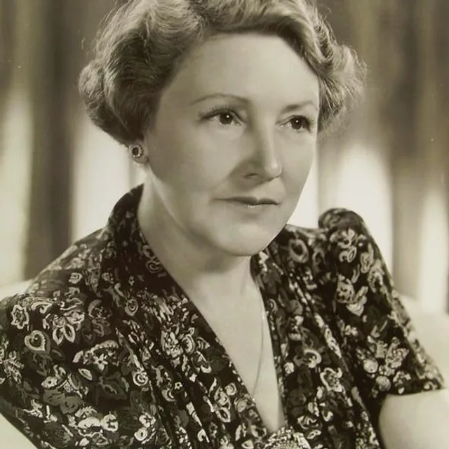 Fay Holden