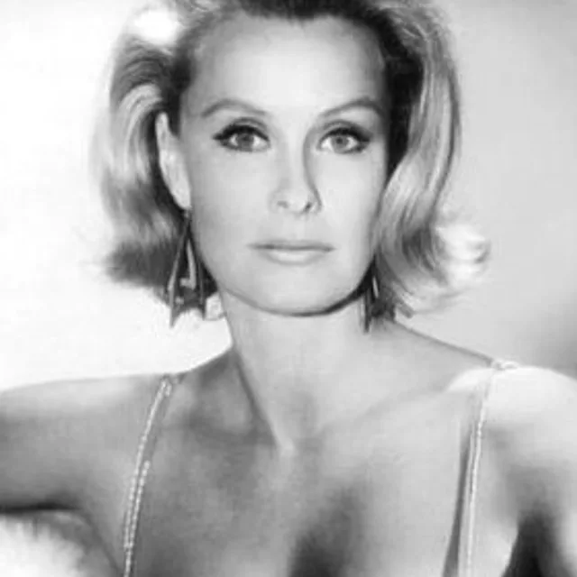 Dina Merrill