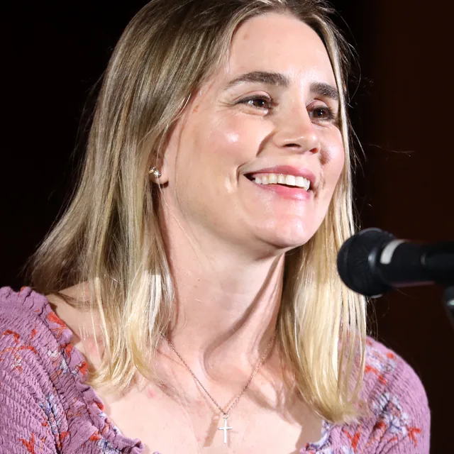 Alison Lohman