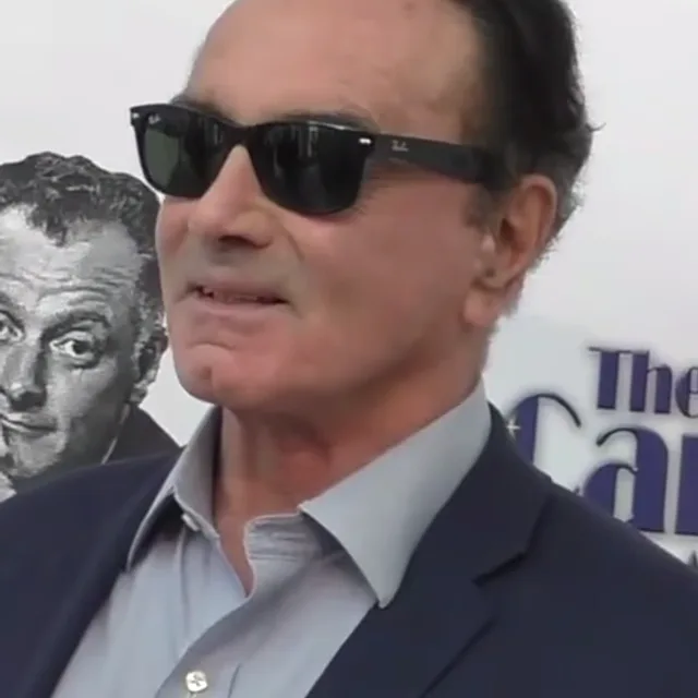 Dan Hedaya