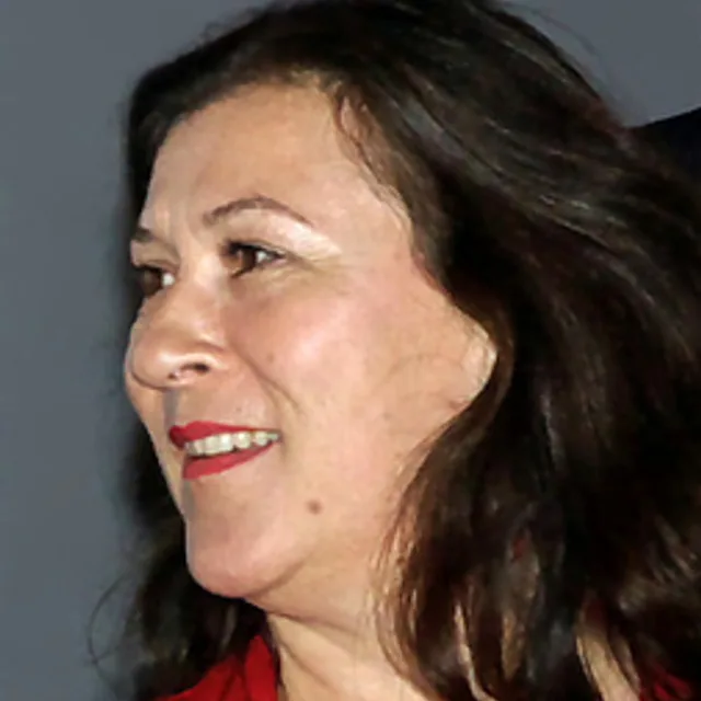 Eva Mattes
