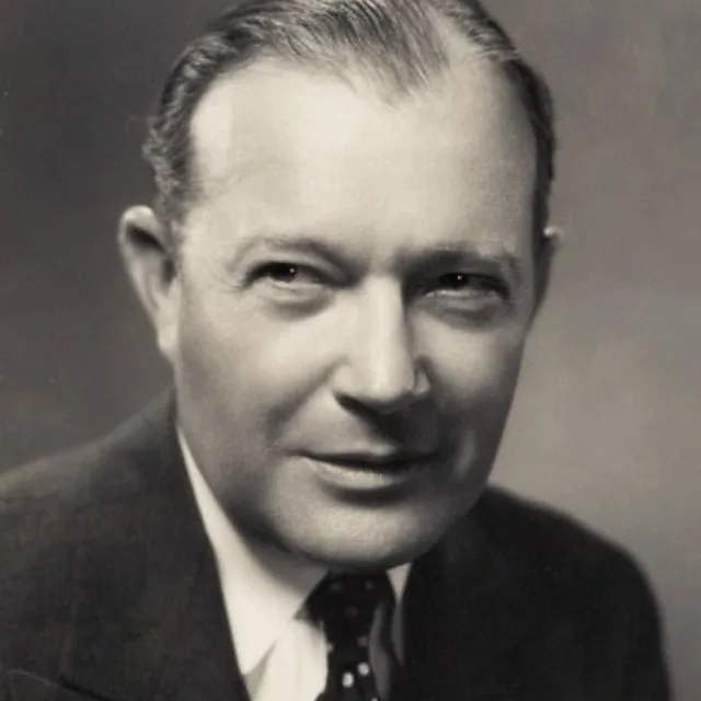 Willard Robertson