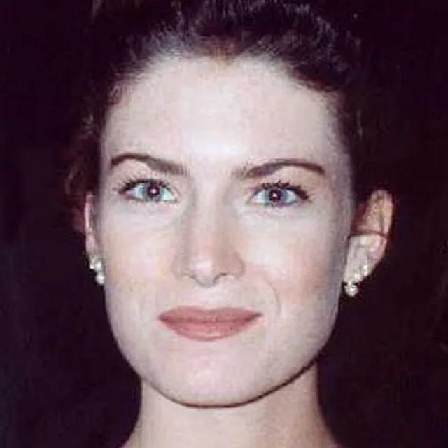 Lara Flynn Boyle