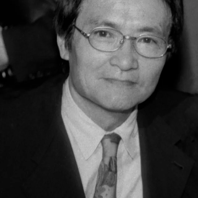 Ken Ogata