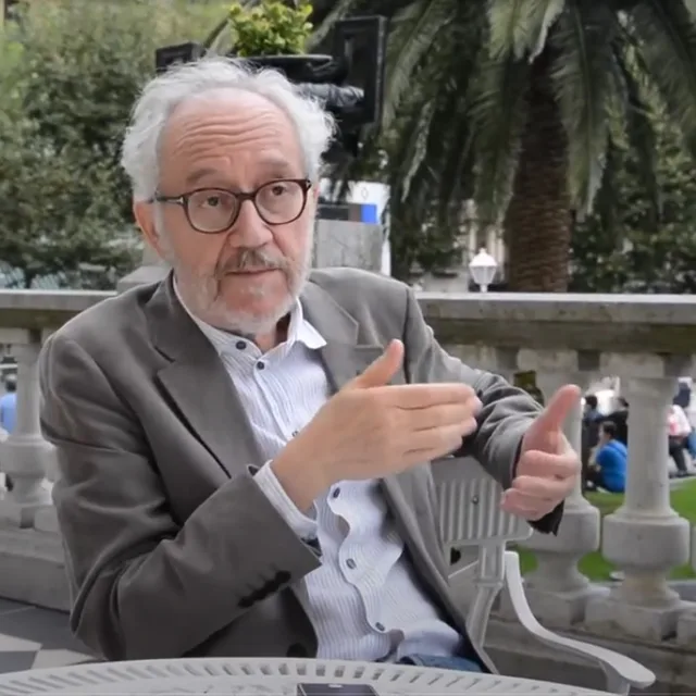 Emilio Martínez-Lázaro