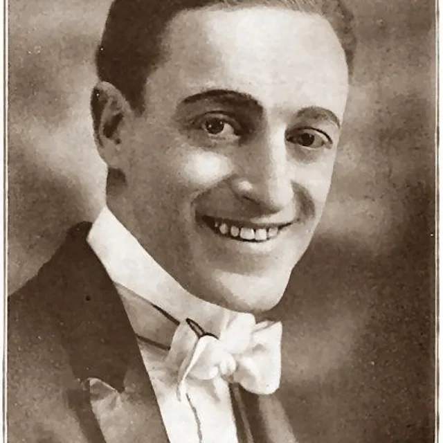 Leo White