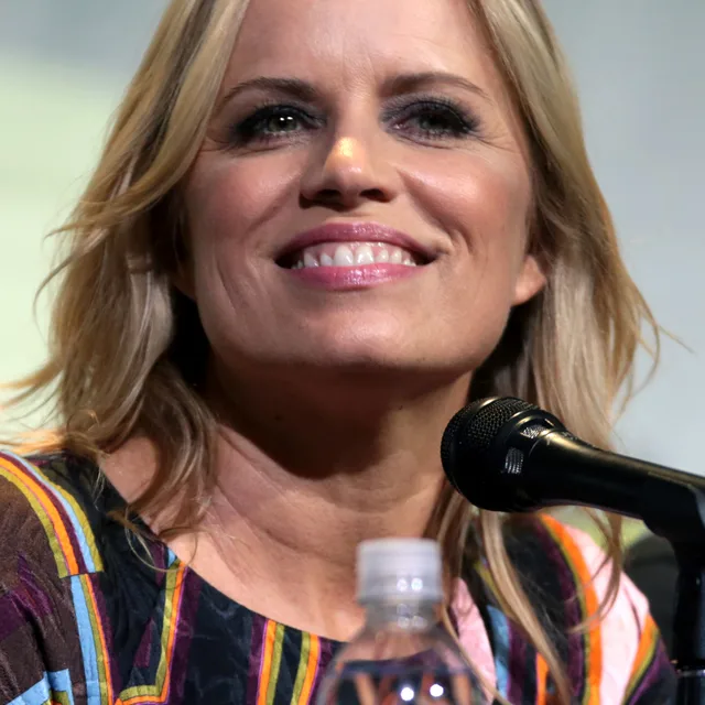 Kim Dickens