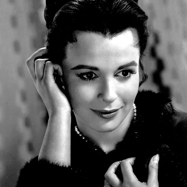 Claire Bloom