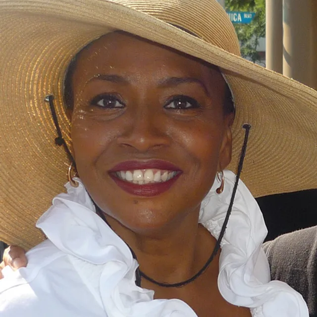 Jenifer Lewis