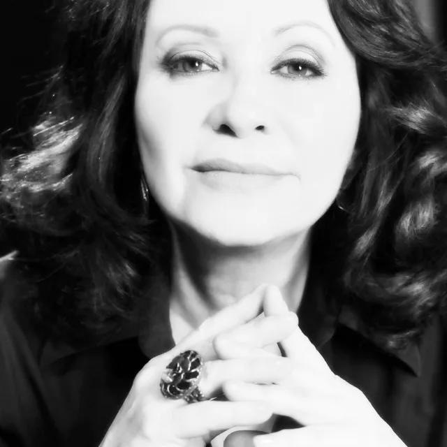 Adriana Barraza