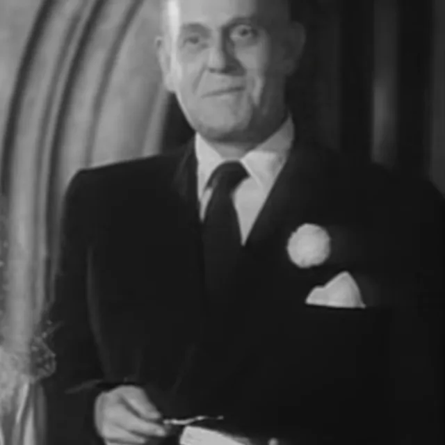 Moroni Olsen