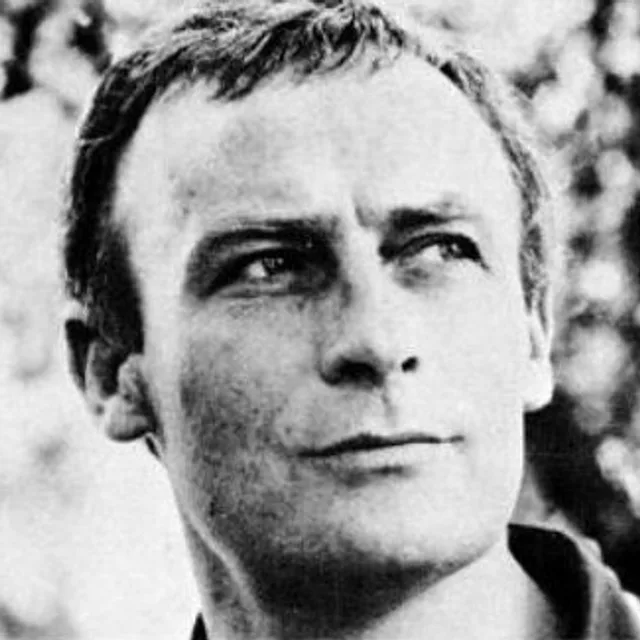 Edward Woodward