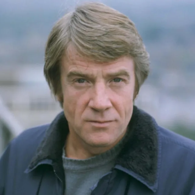 Bryan Marshall