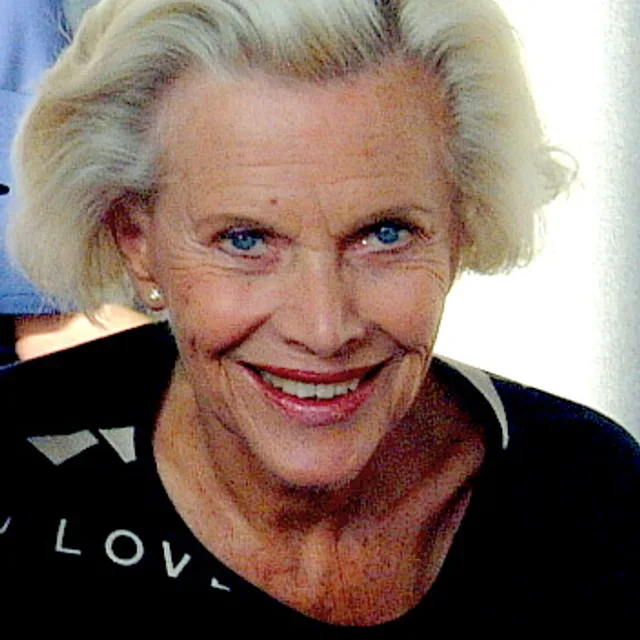 Honor Blackman