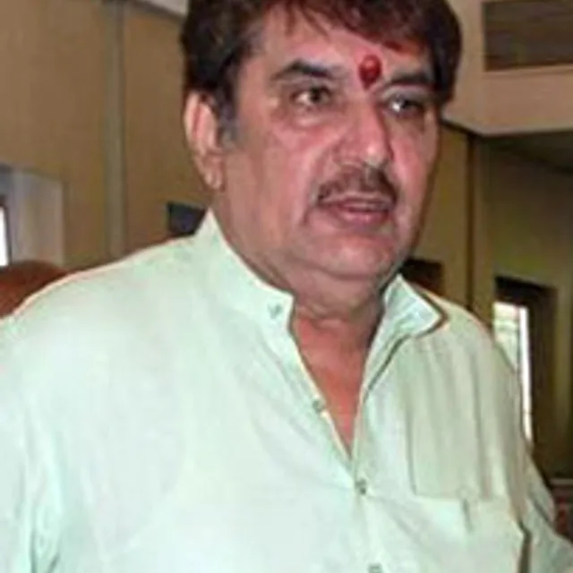 Raza Murad