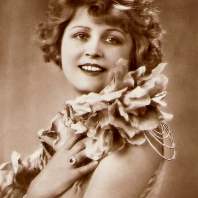 Xenia Desni