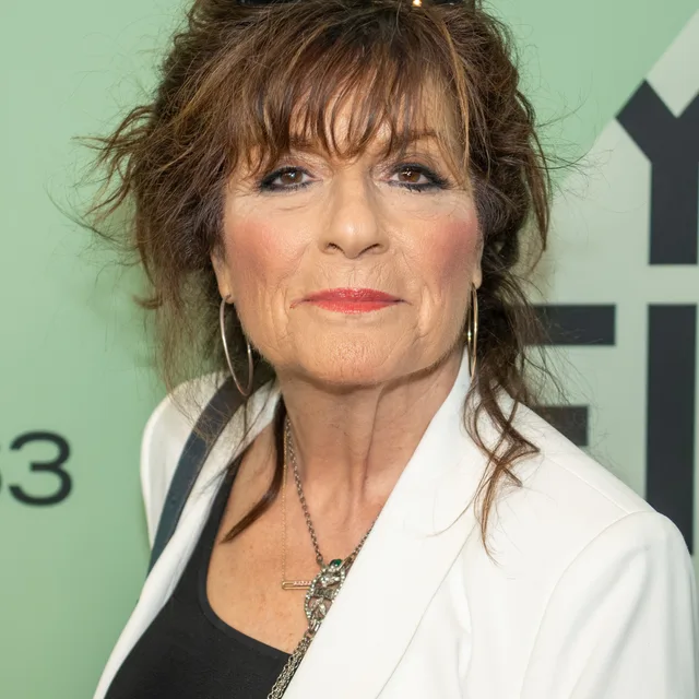 Caroline Aaron