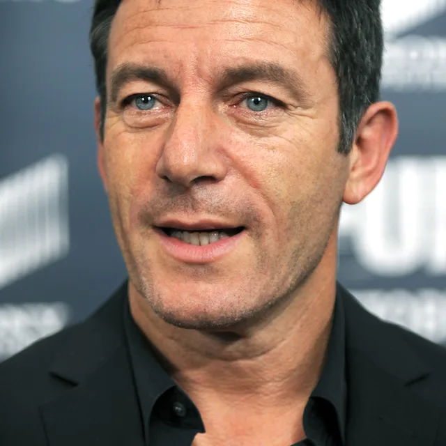 Jason Isaacs