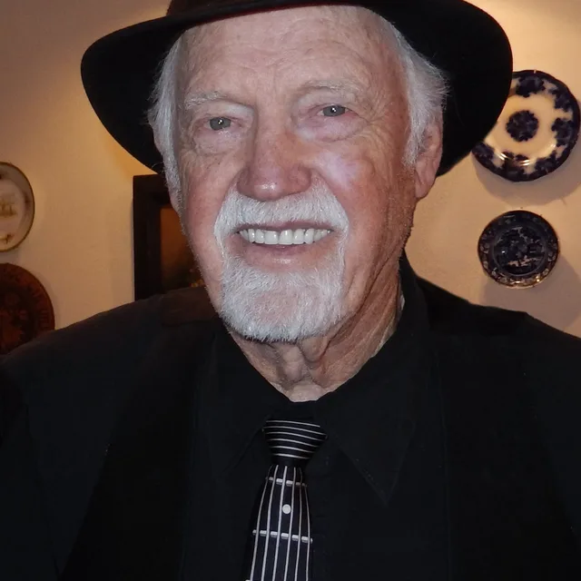 Ronny Cox