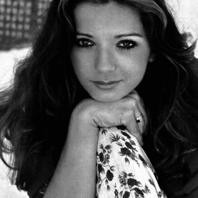 Simona Izzo