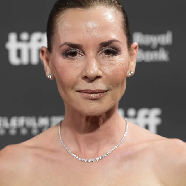 Embeth Davidtz
