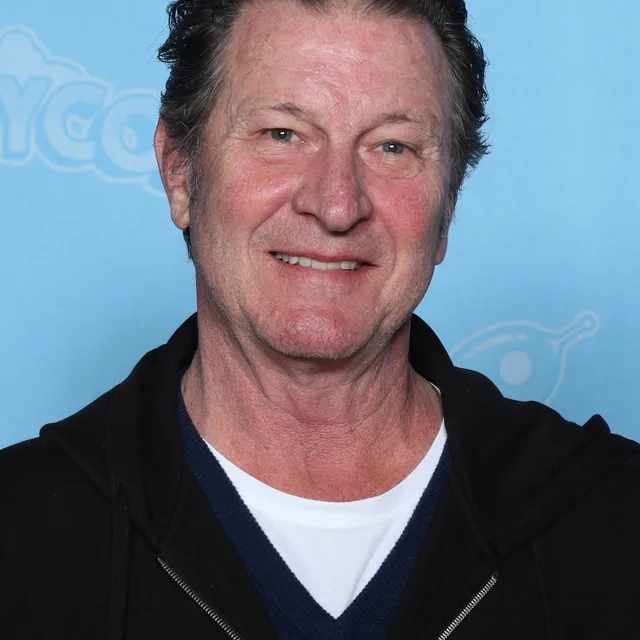 Brett Cullen