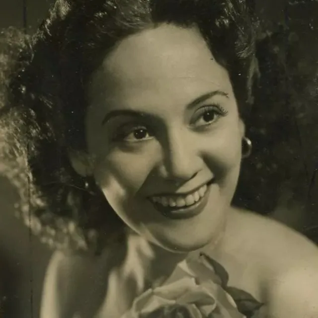 María Esther Gamas