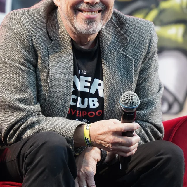 Curtis Armstrong