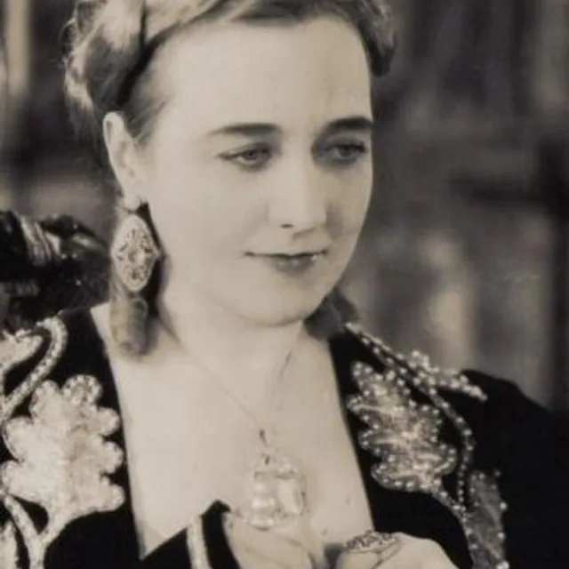Louise Dresser