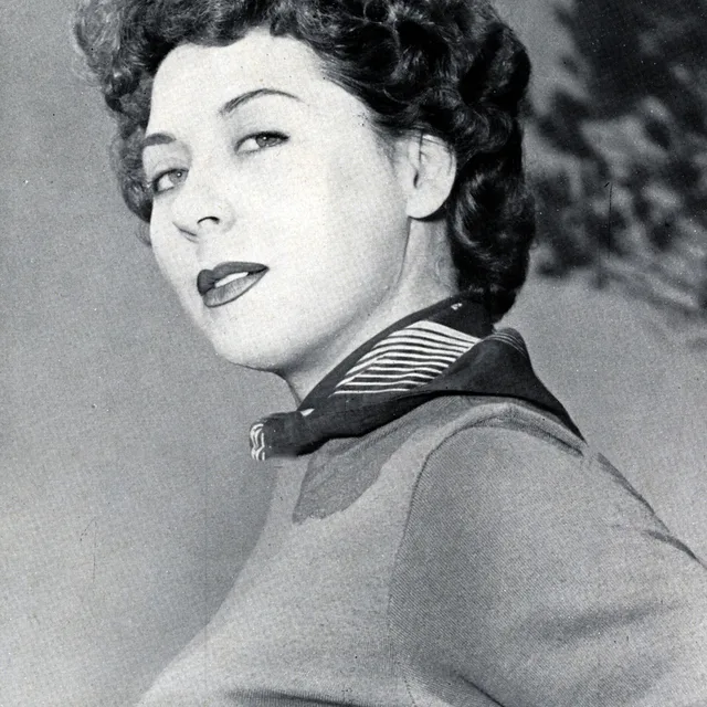 Xenia Valderi
