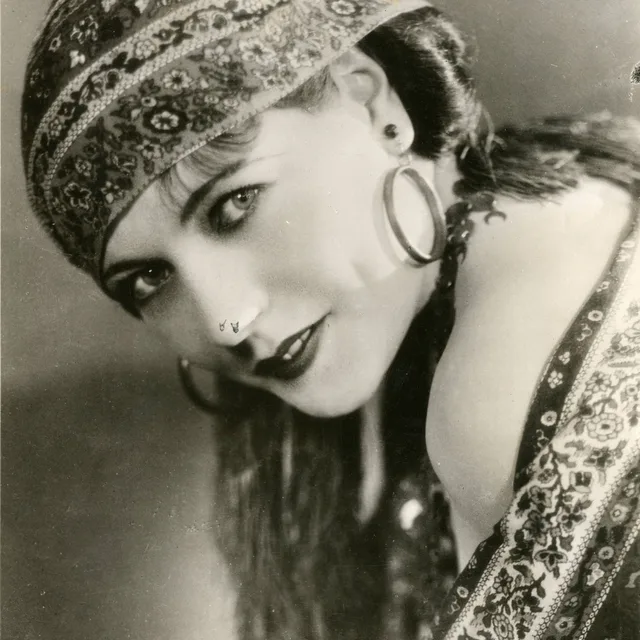 Renée Adorée