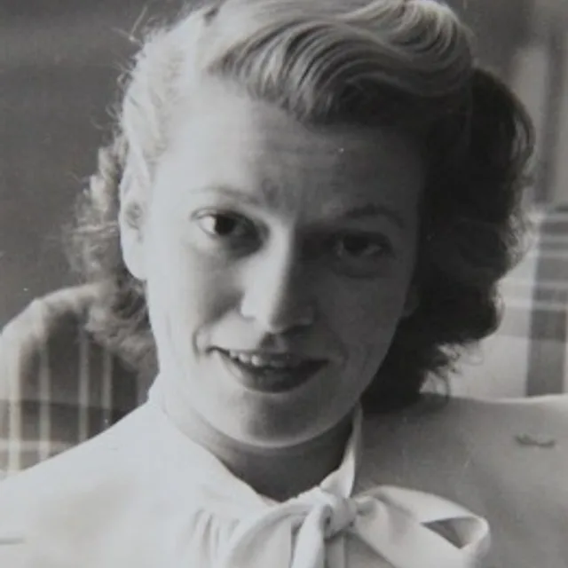 Isobel Lennart