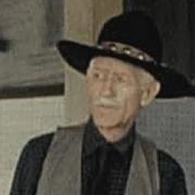 Earl Dwire