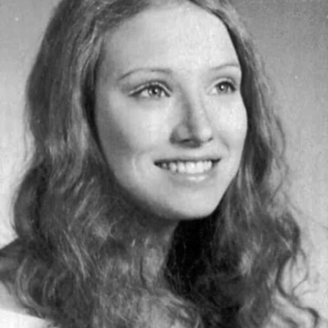 Darlanne Fluegel