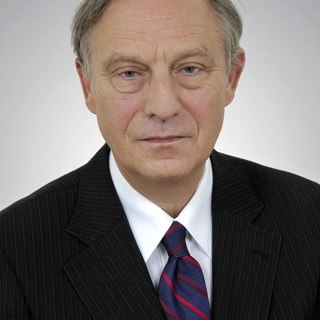 Krzysztof Piesiewicz