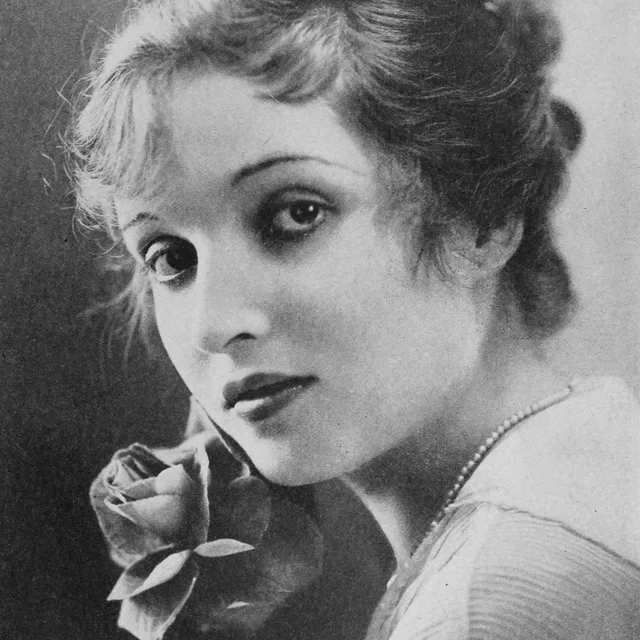 Alice Joyce