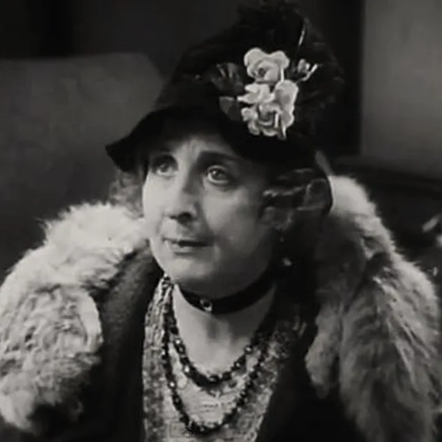 Doris Lloyd