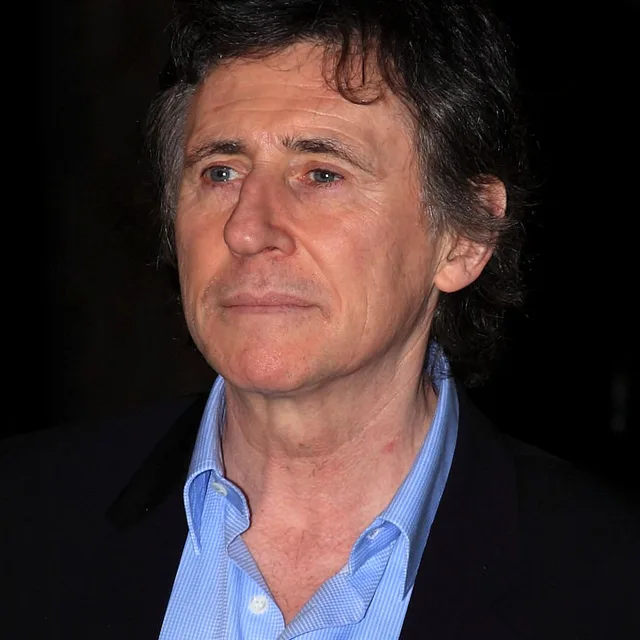 Gabriel Byrne