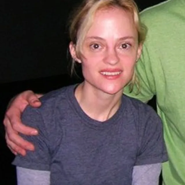 Angela Bettis