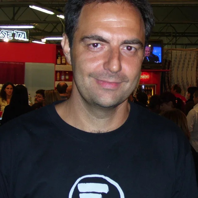 Neri Marcorè