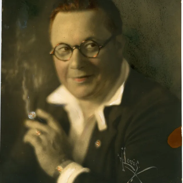 Willard Louis